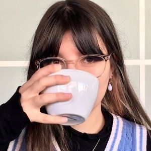 Meet your Posher, Alexandra